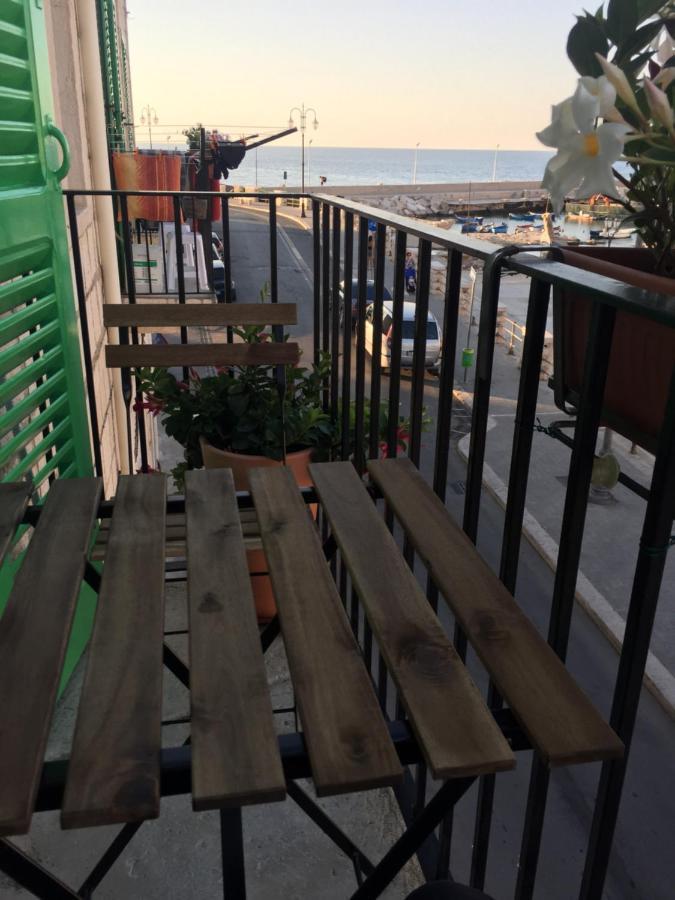 Casa Al Porto Apartment Giovinazzo Luaran gambar